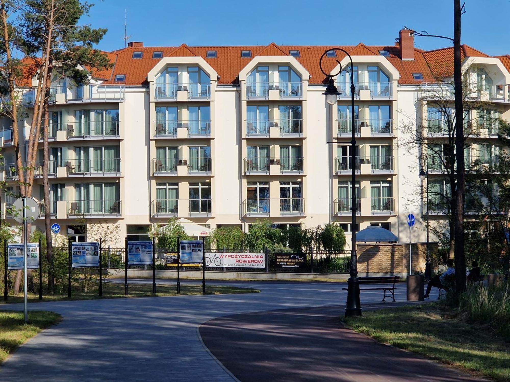 Hotel White Krynica Morska Exterior foto